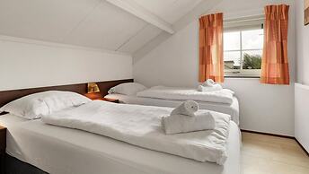 Inviting Holiday Home on the Water