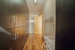 Pool Cinema Villa by Vacationy