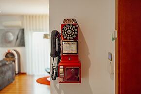 Pool Cinema Villa by Vacationy