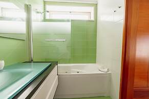 Pool Cinema Villa by Vacationy