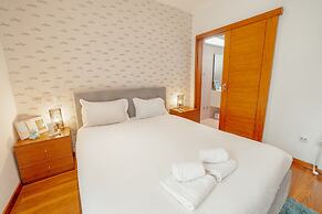 Pool Cinema Villa by Vacationy