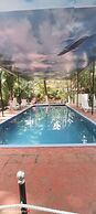 Dom Pedros Haven Resort - Tranquil Retreat by the Sea