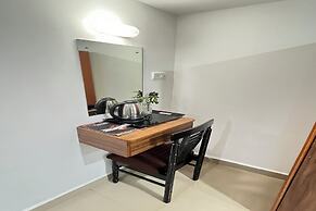 Dom Pedros Haven Resort - Tranquil Retreat by the Sea