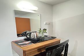 Dom Pedros Haven Resort - Tranquil Retreat by the Sea