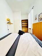 10 Economy Rooms-Shared Bath & Kitchen