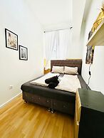 10 Economy Rooms-Shared Bath & Kitchen