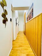 10 Economy Rooms-Shared Bath & Kitchen