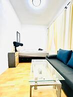 10 Economy Rooms-Shared Bath & Kitchen