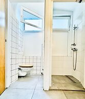 10 Economy Rooms-Shared Bath & Kitchen