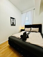 10 Economy Rooms-Shared Bath & Kitchen