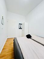 10 Economy Rooms-Shared Bath & Kitchen