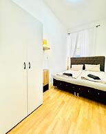 10 Economy Rooms-Shared Bath & Kitchen