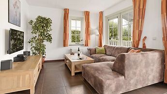 Bungalow in South Holland With Private Jetty