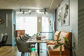 Hotel Sky View - Zirakpur, Chandigarh