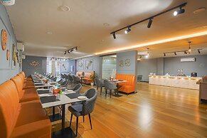 Hotel Sky View - Zirakpur, Chandigarh