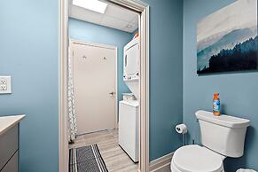 Bright Suites Finch West by GLOBALSTAY