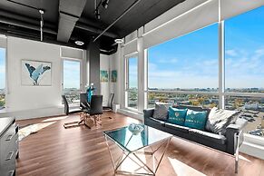 Bright Suites Finch West by GLOBALSTAY