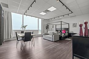 Bright Suites Finch West