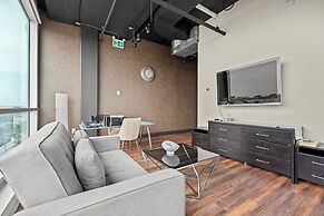 Bright Suites Finch West