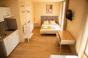 Arthur Residency - Luxury Apartement