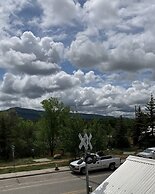 Iron Rail Inn