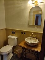 Iron Rail Inn