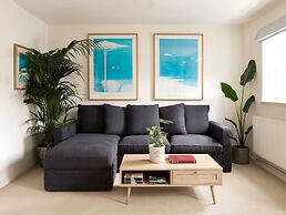 Colourful House 3 Bed Apt - Notting Hill