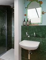 Notting Hill Mews House Sleeps 8