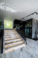Lovera Hotel