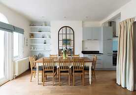 Sunny Roof Terrace Barons Court Sleeps 4-6