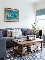 Sunny Roof Terrace Barons Court Sleeps 4-6