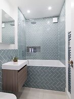 West End Drury Lane Modern 3 Bedroom Apt