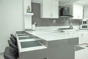 Best Location Airport & Embassy Access