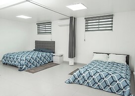 Best Location Airport & Embassy Access