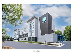 Tru By Hilton Commerce