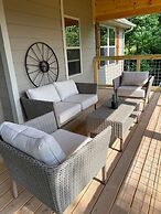 Stunning 4 4 Cabin Hot Tub Amazing Views