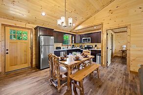 Stunning 4 4 Cabin Hot Tub Amazing Views