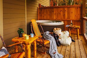 Stunning 4 4 Cabin Hot Tub Amazing Views