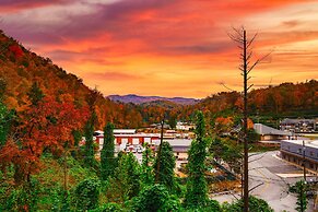 Stunning 4 4 Cabin Hot Tub Amazing Views