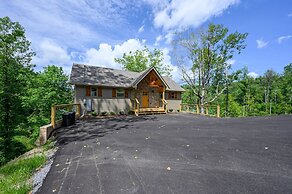 Stunning 4 4 Cabin Hot Tub Amazing Views