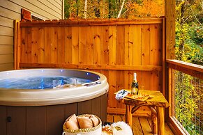 Stunning 4 4 Cabin Hot Tub Amazing Views