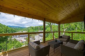Stunning 4 4 Cabin Hot Tub Amazing Views