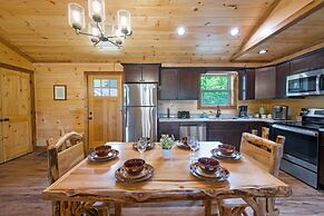 Stunning 4 4 Cabin Hot Tub Amazing Views