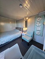 waterview Room and cabin