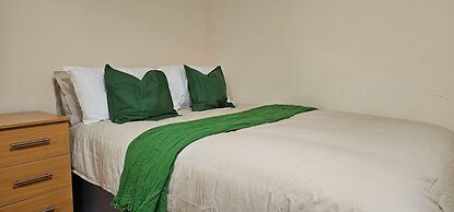 Modern & Lovely 2 Bed in London