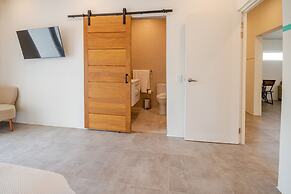 Modern Trestrapi Beach Villa 8 bed 8 Bath 2 Pools