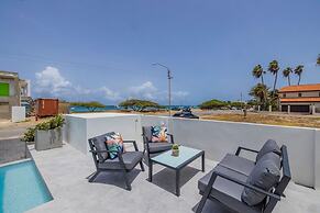 Modern Trestrapi Beach Villa 8 bed 8 Bath 2 Pools