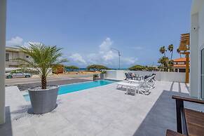 Modern Trestrapi Beach Villa 8 bed 8 Bath 2 Pools