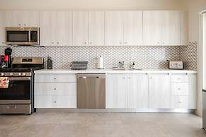 Modern Trestrapi Beach Villa 8 bed 8 Bath 2 Pools