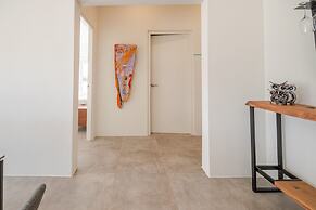 Modern Trestrapi Beach Villa 8 bed 8 Bath 2 Pools